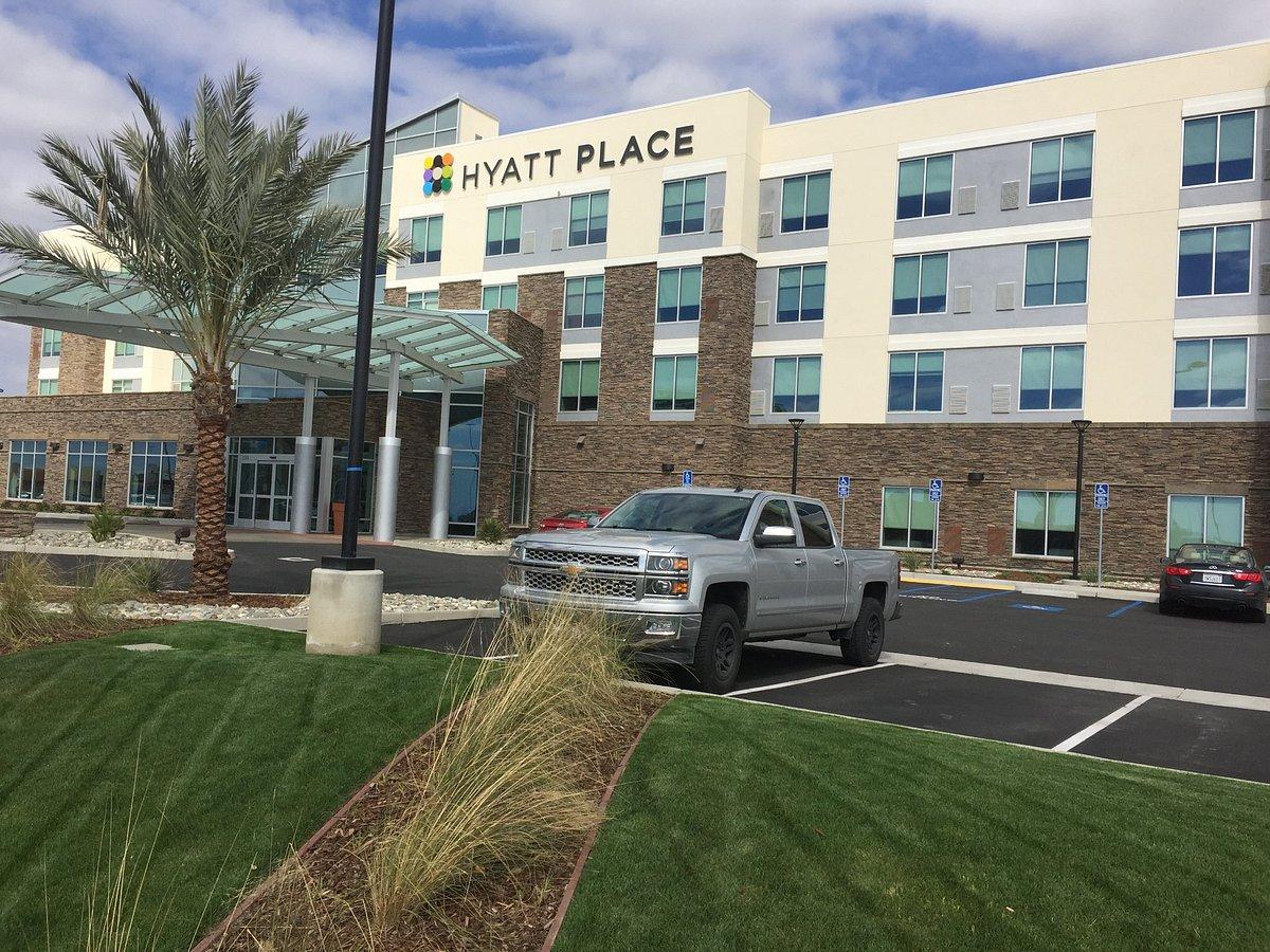 Hyatt Place Delano Extérieur photo