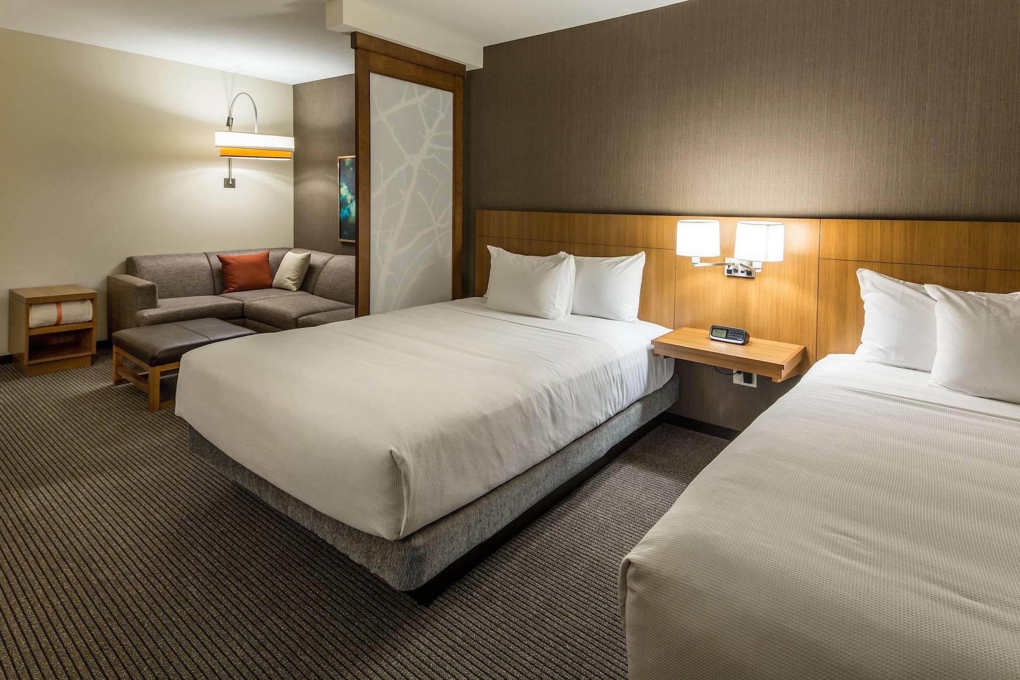 Hyatt Place Delano Extérieur photo